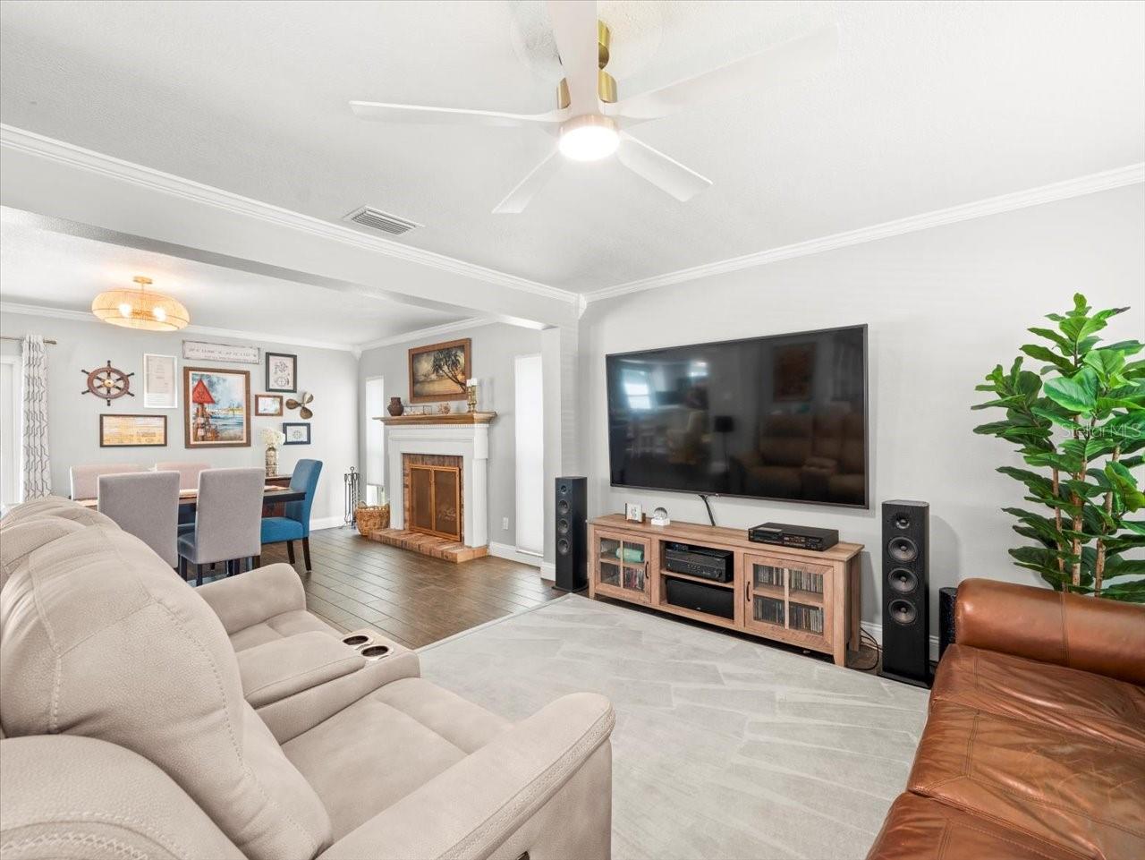 16211 SAWGRASS CIR
