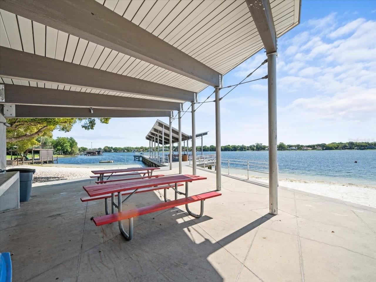 10305 ORANGE GROVE DR