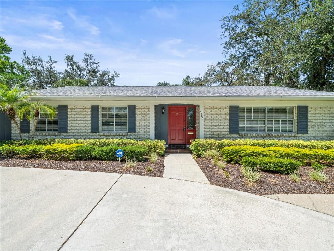 10305 ORANGE GROVE DR