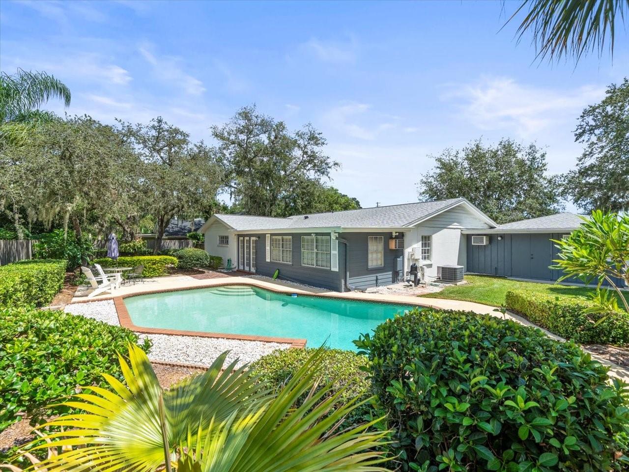 10305 ORANGE GROVE DR