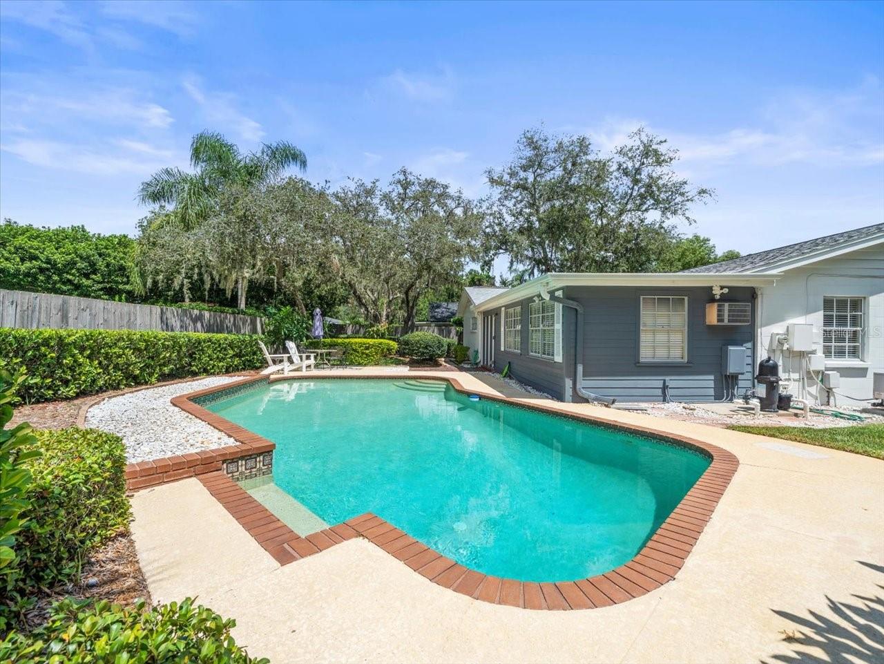 10305 ORANGE GROVE DR