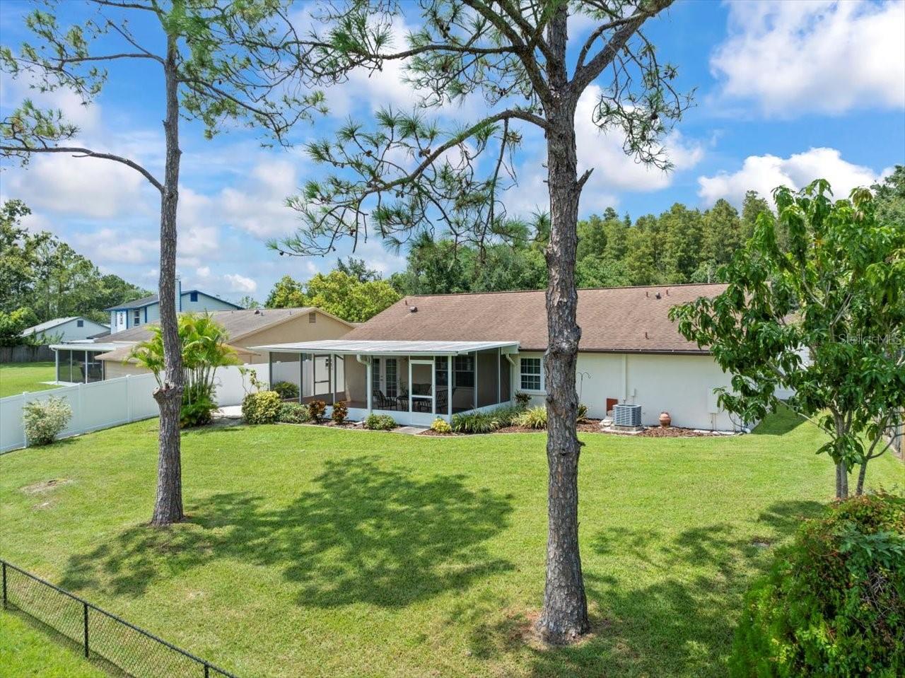 15909 MARSHFIELD DRIVE DR