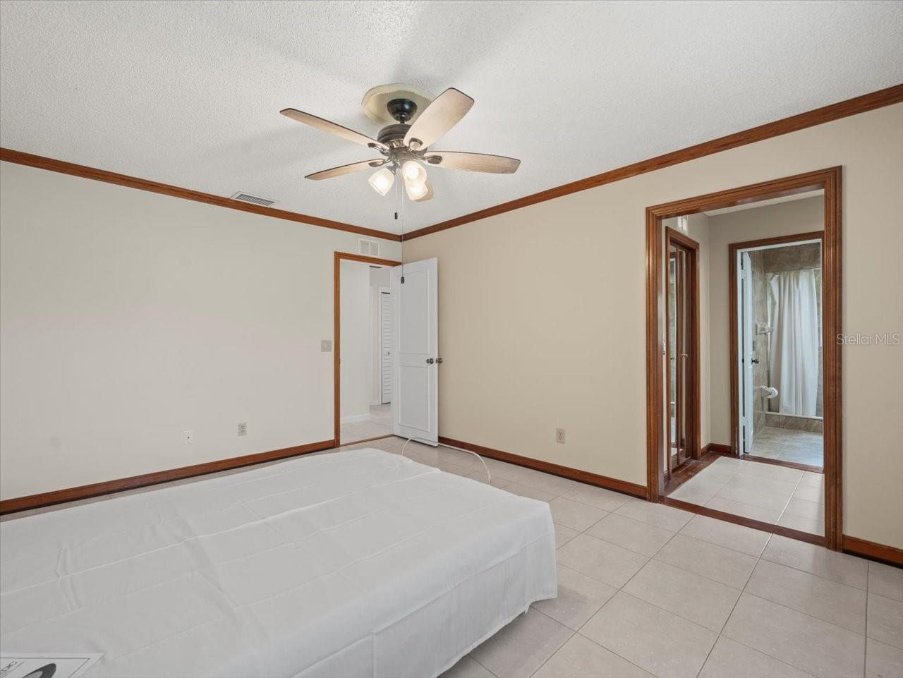 15909 MARSHFIELD DRIVE DR