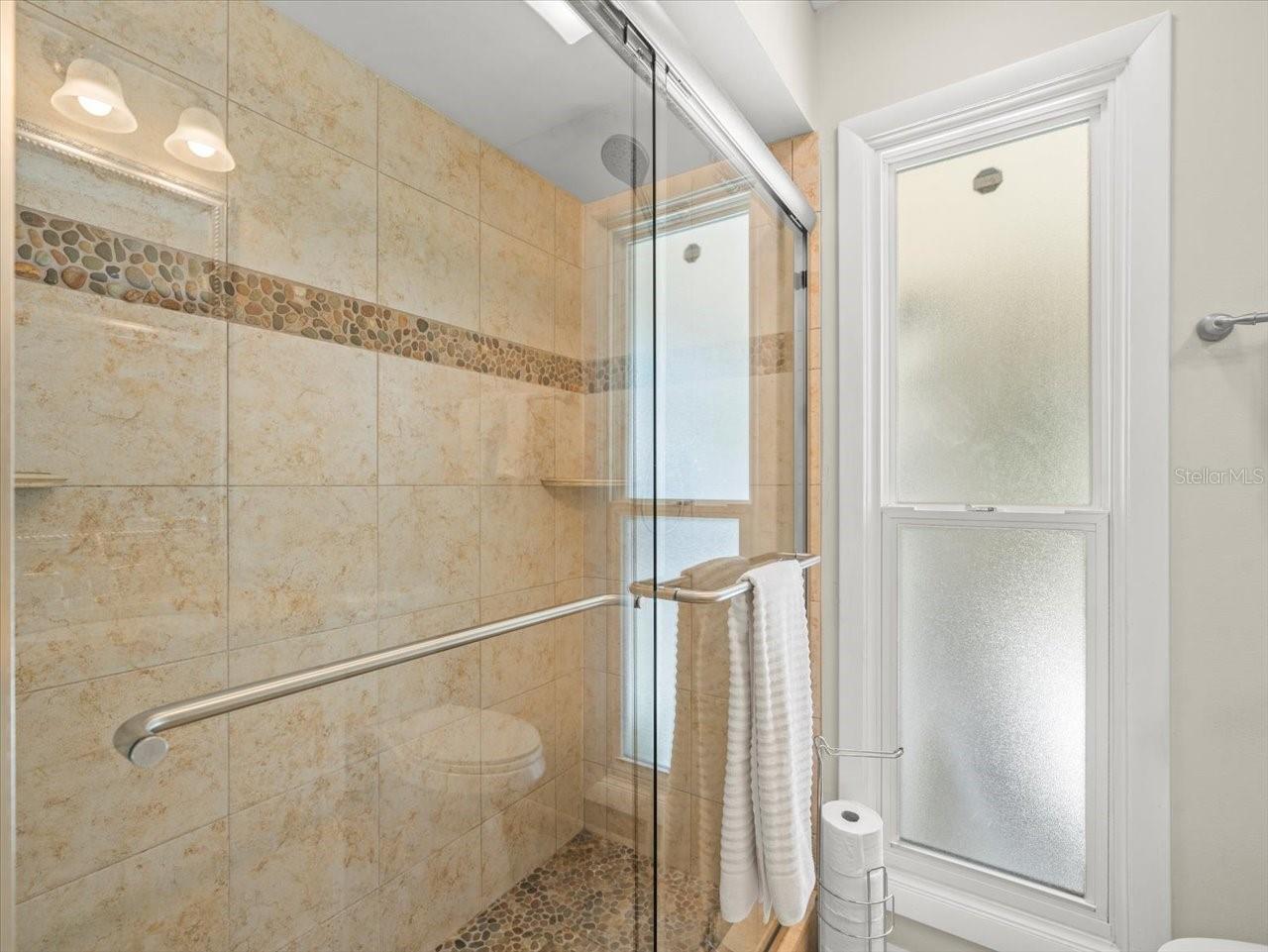 15912 HAMPTON VILLAGE DR