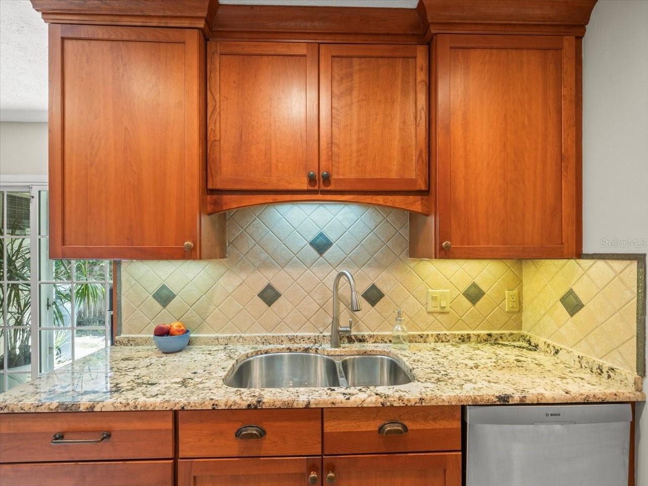 15912 HAMPTON VILLAGE DR