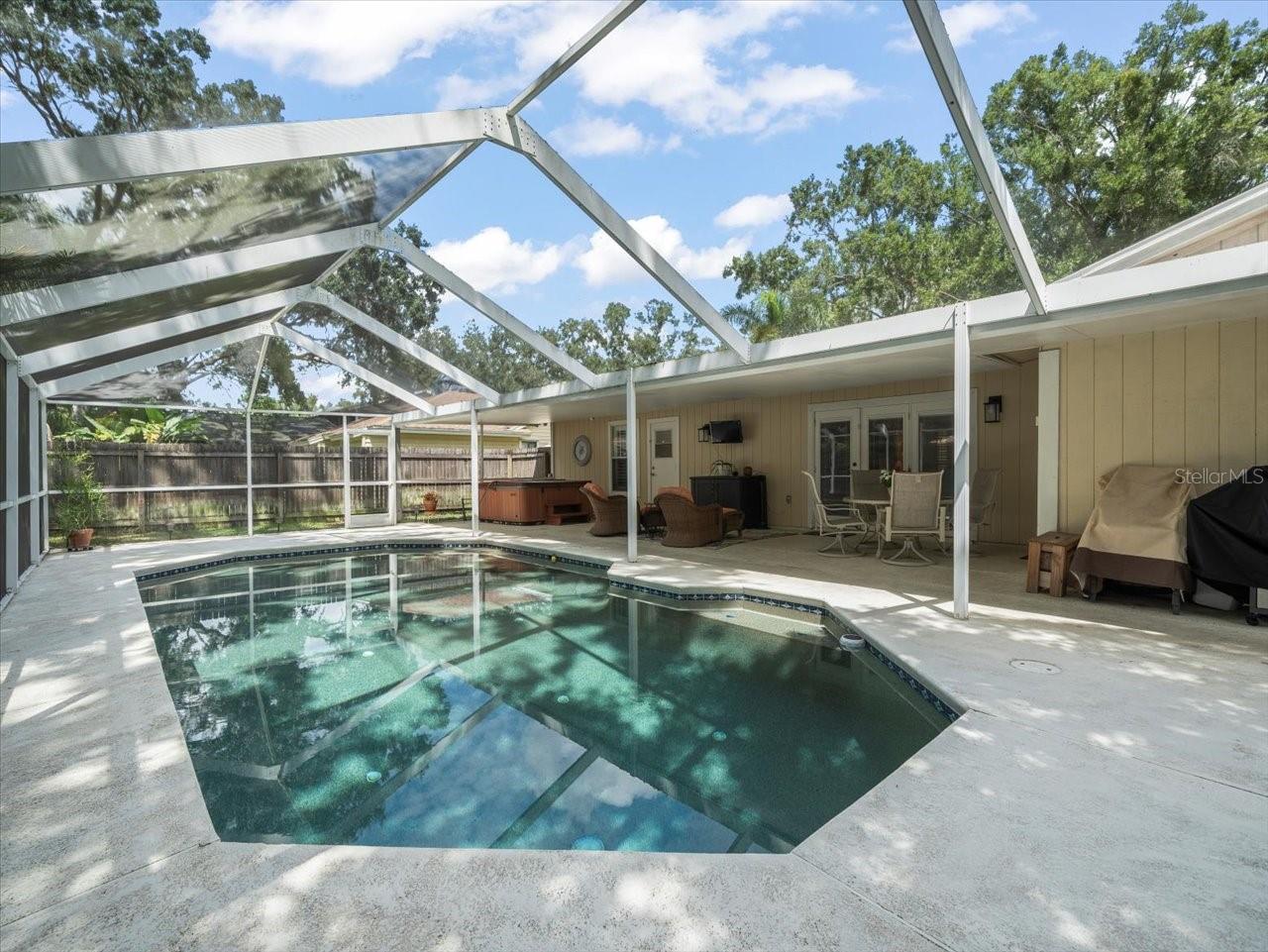 15912 HAMPTON VILLAGE DR