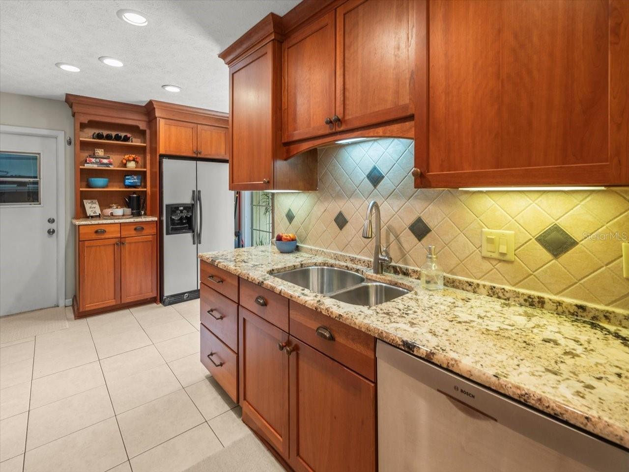 15912 HAMPTON VILLAGE DR