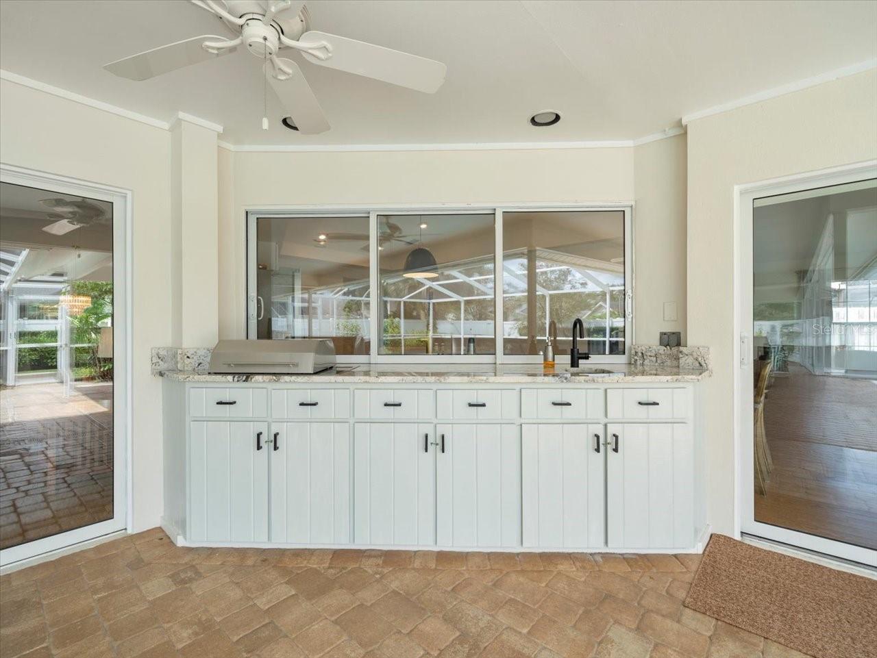13707 WALBROOKE DR