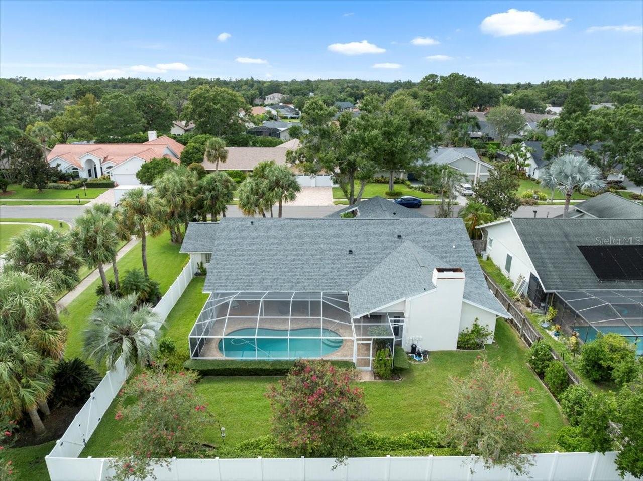 13707 WALBROOKE DR