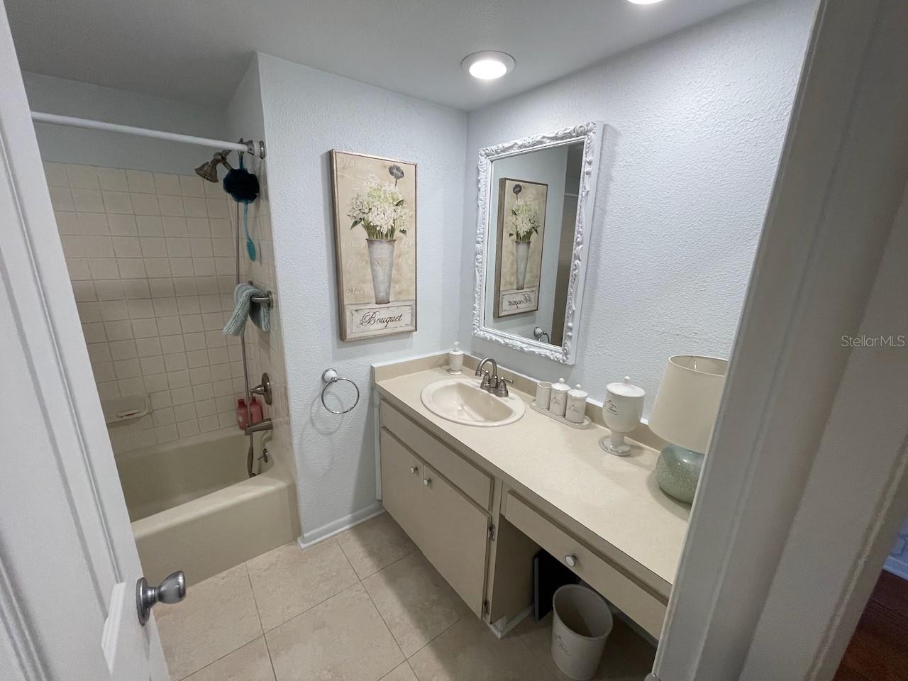 13612 S VILLAGE DR #108