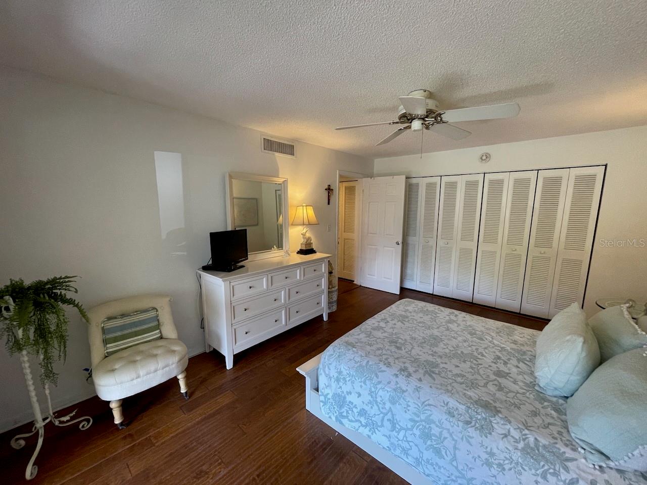 13612 S VILLAGE DR #108