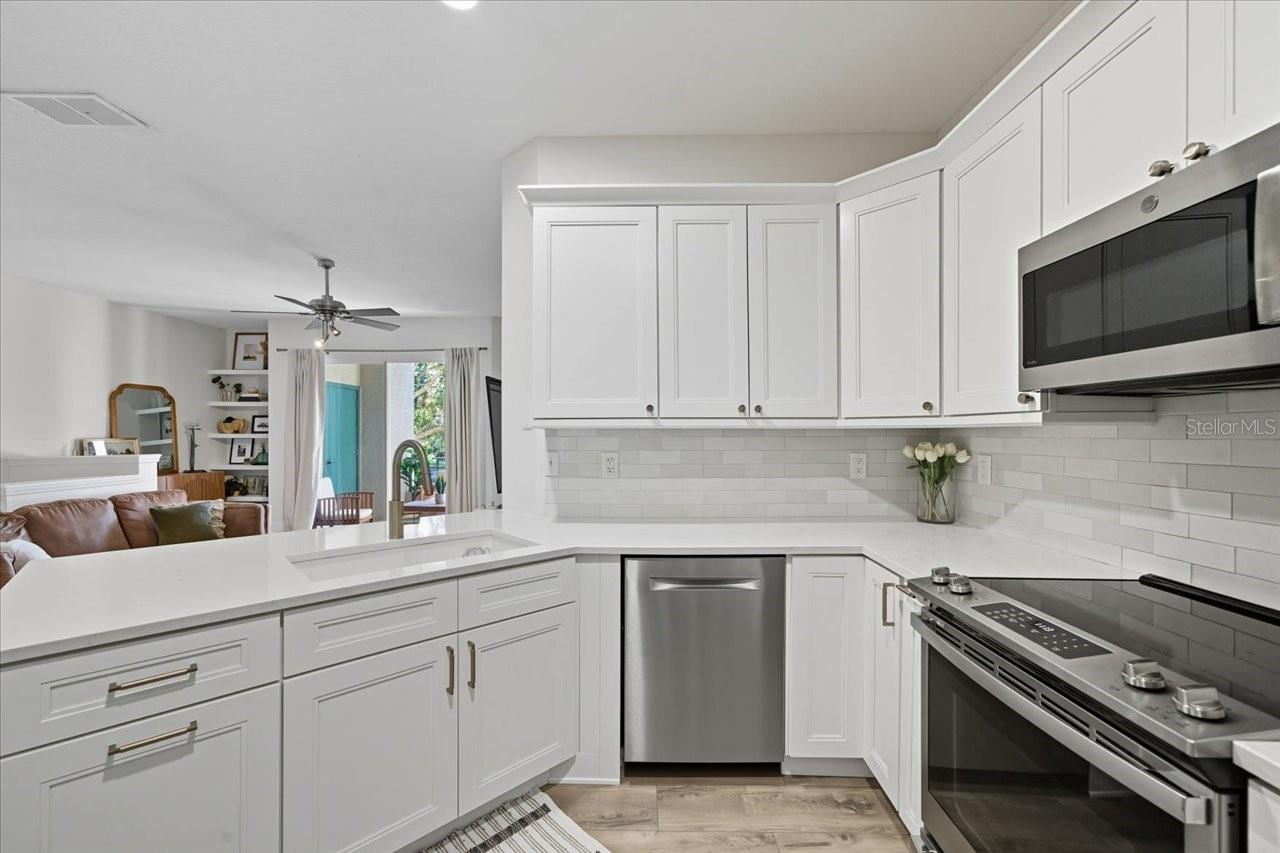 606 SEASCAPE WAY #606