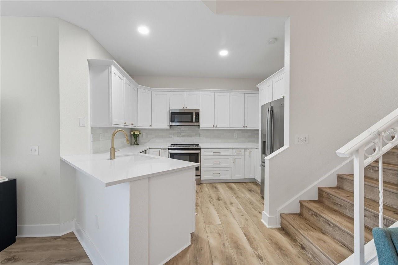 606 SEASCAPE WAY #606