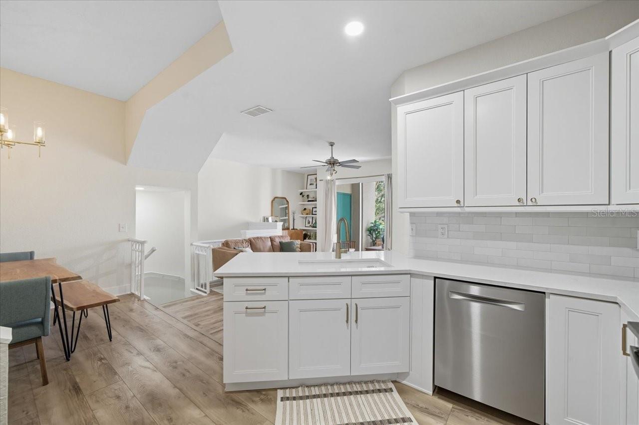 606 SEASCAPE WAY #606