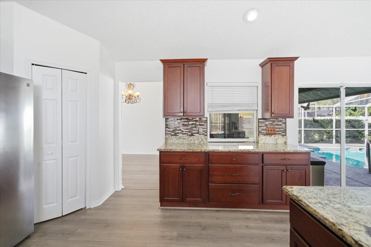 3903 YELLOW FINCH LN