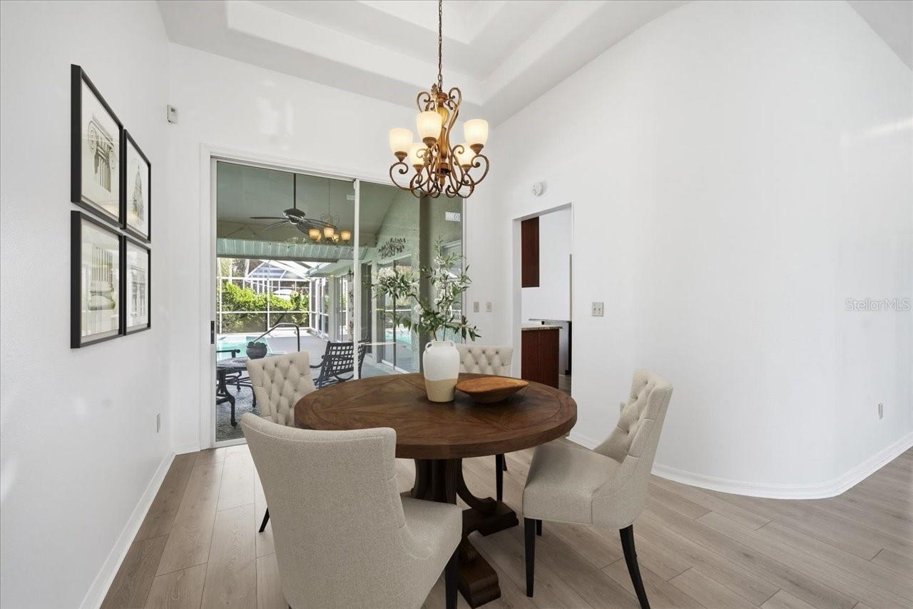 3903 YELLOW FINCH LN