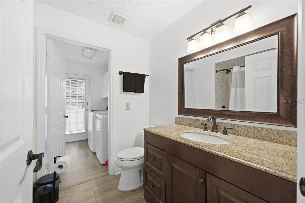 3903 YELLOW FINCH LN