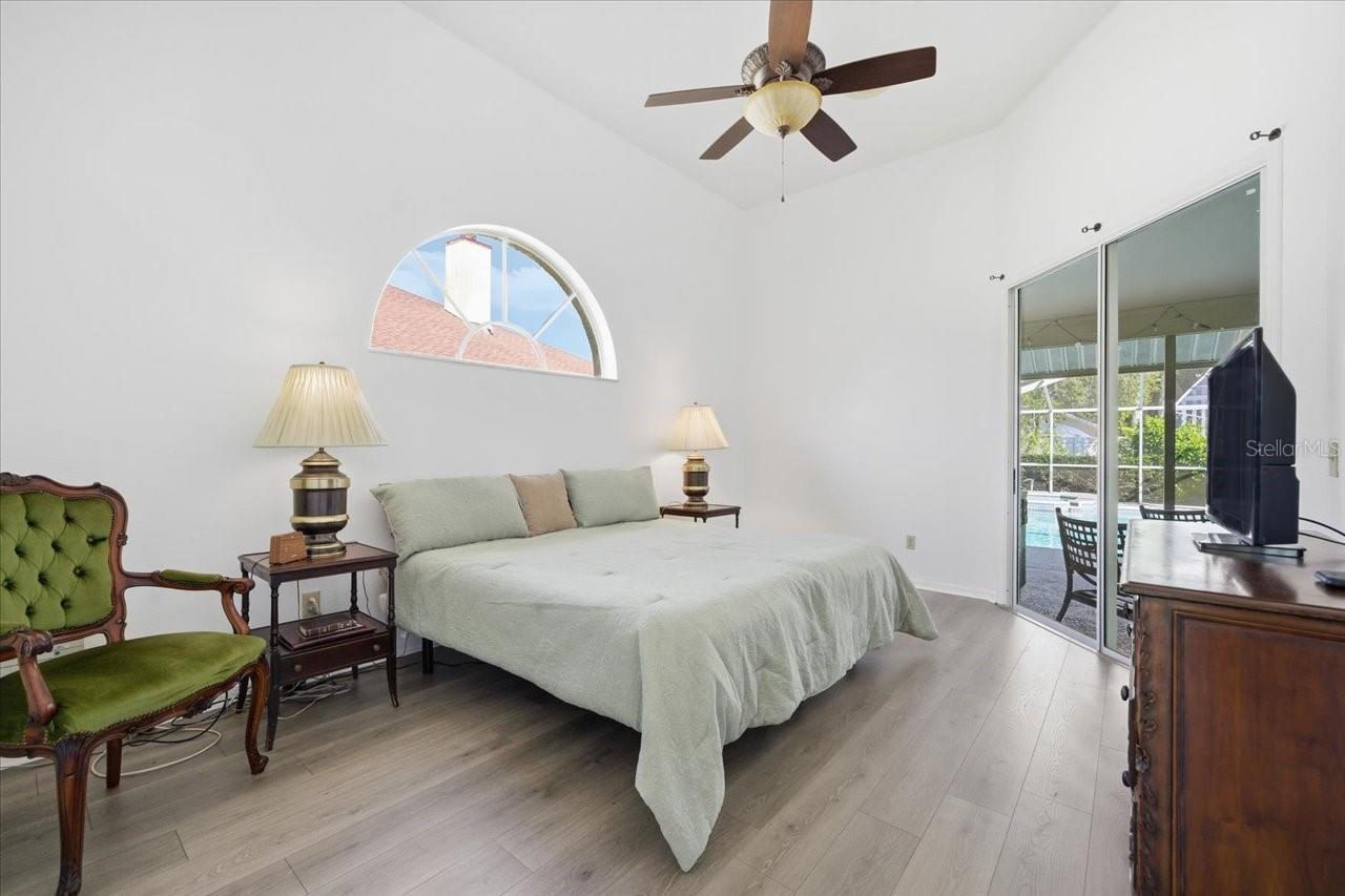 3903 YELLOW FINCH LN