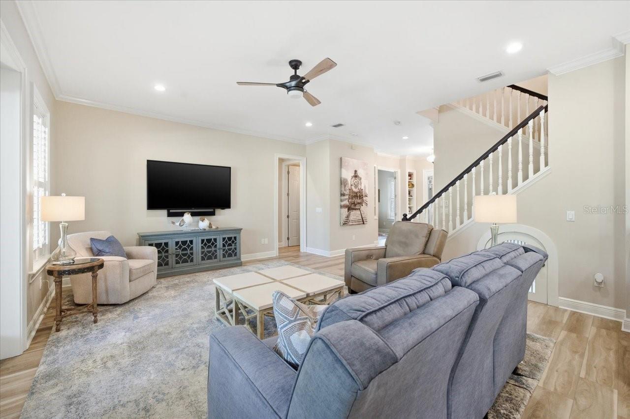 2113 CARROLL LANDING DR