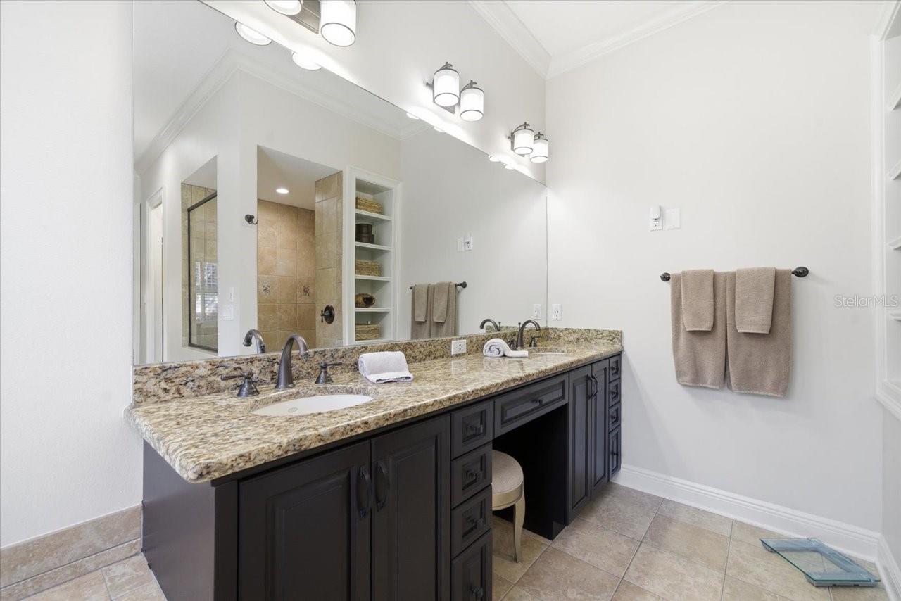 2113 CARROLL LANDING DR