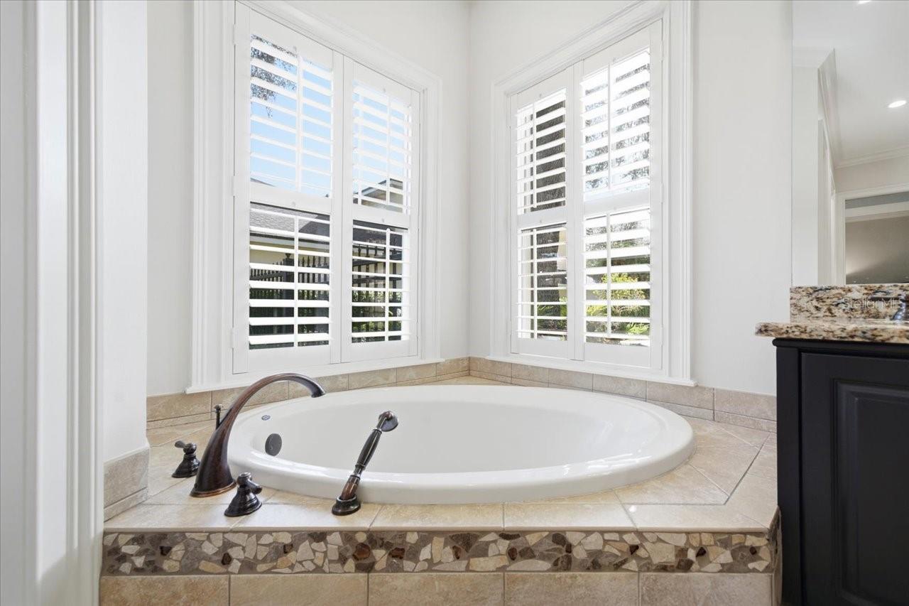 2113 CARROLL LANDING DR