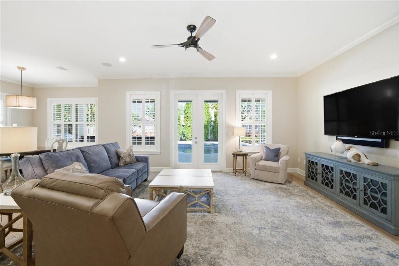 2113 CARROLL LANDING DR