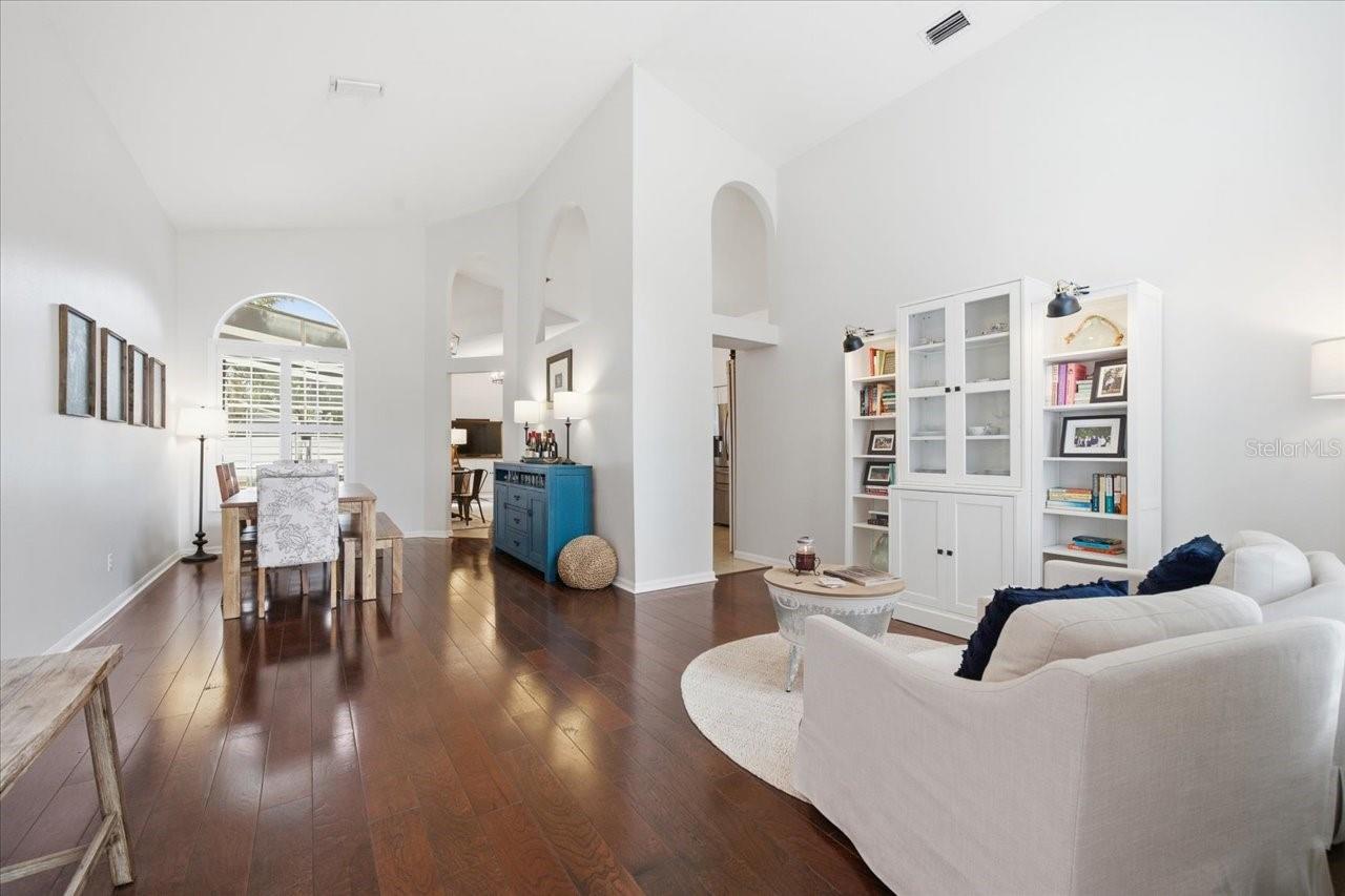 15207 ARBOR HOLLOW DR