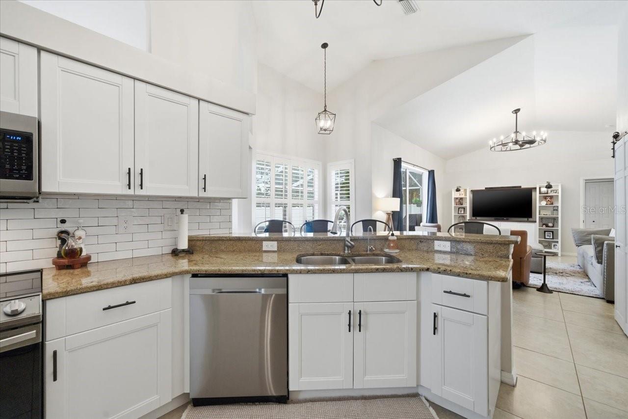 15207 ARBOR HOLLOW DR