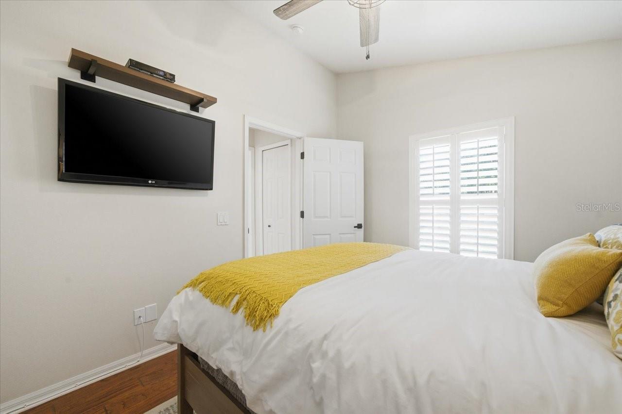 15207 ARBOR HOLLOW DR