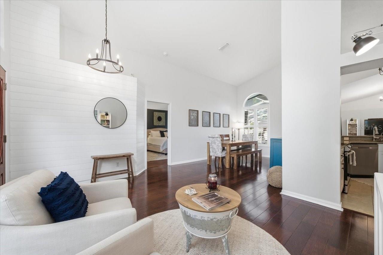 15207 ARBOR HOLLOW DR