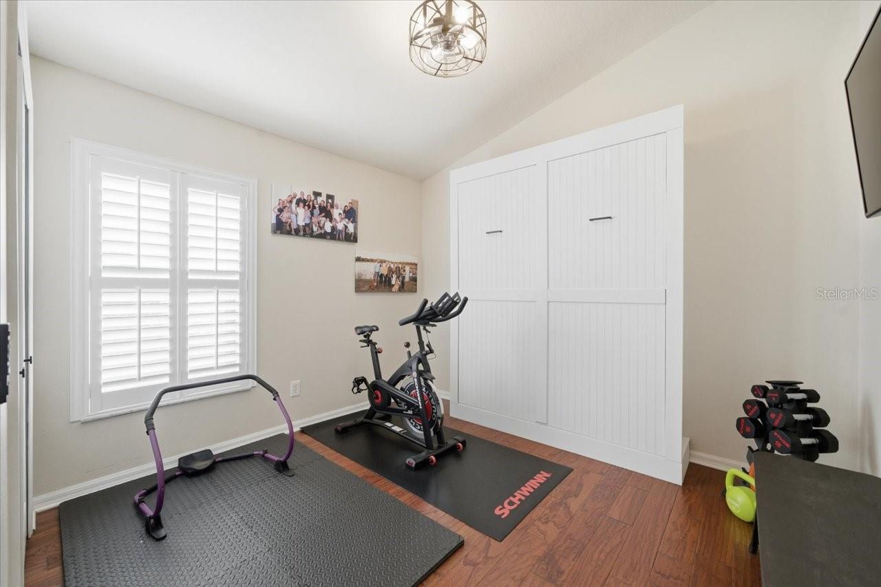 15207 ARBOR HOLLOW DR