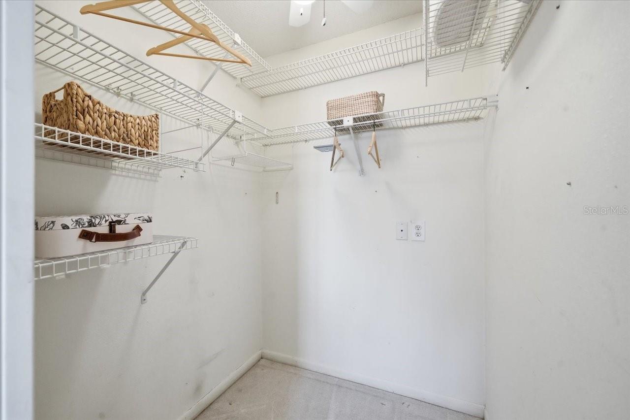 4230 GLEN HAVEN LN #4230