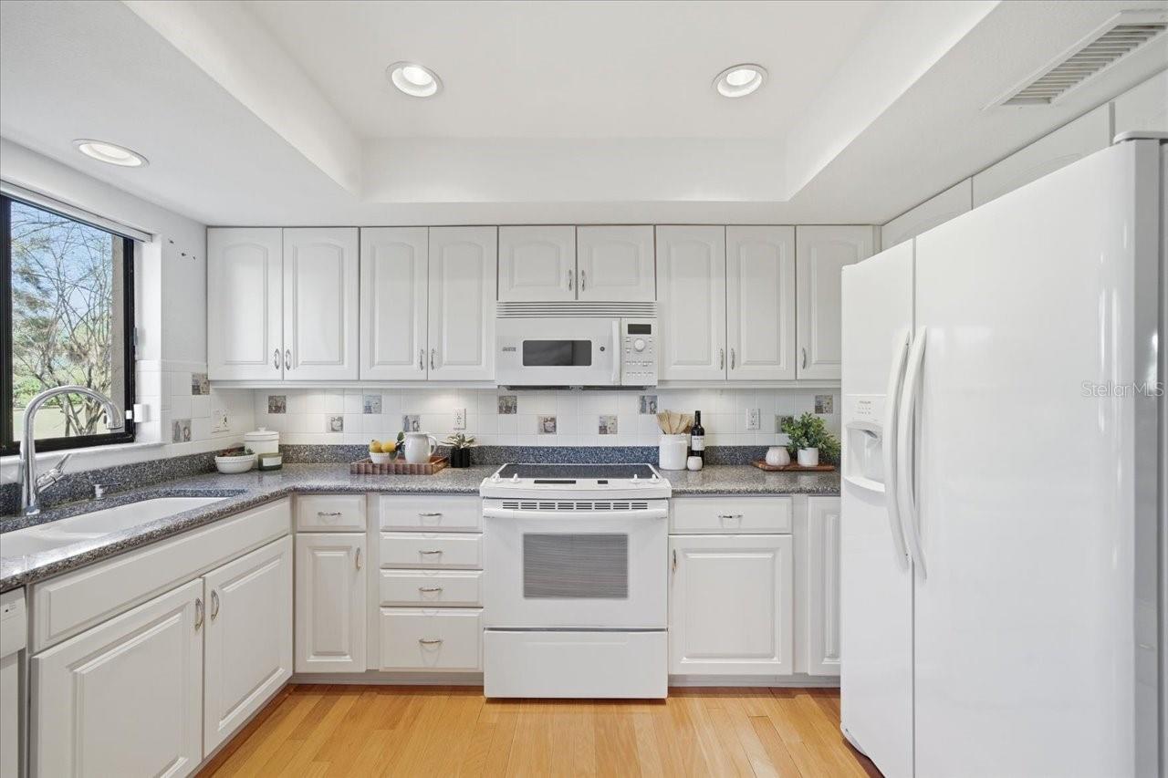 4230 GLEN HAVEN LN #4230