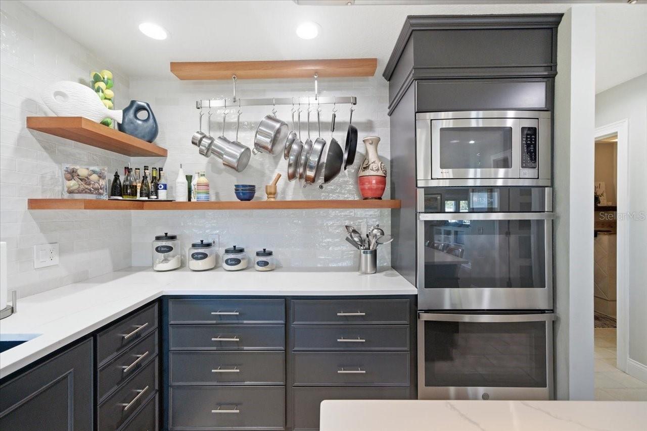 10705 CARROLLWOOD DR