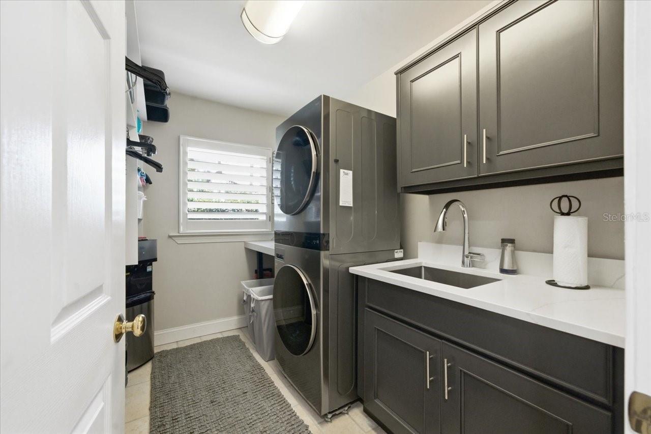 10705 CARROLLWOOD DR