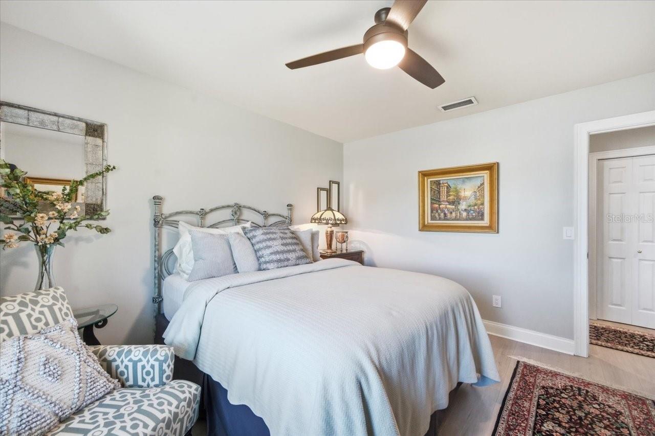 10705 CARROLLWOOD DR