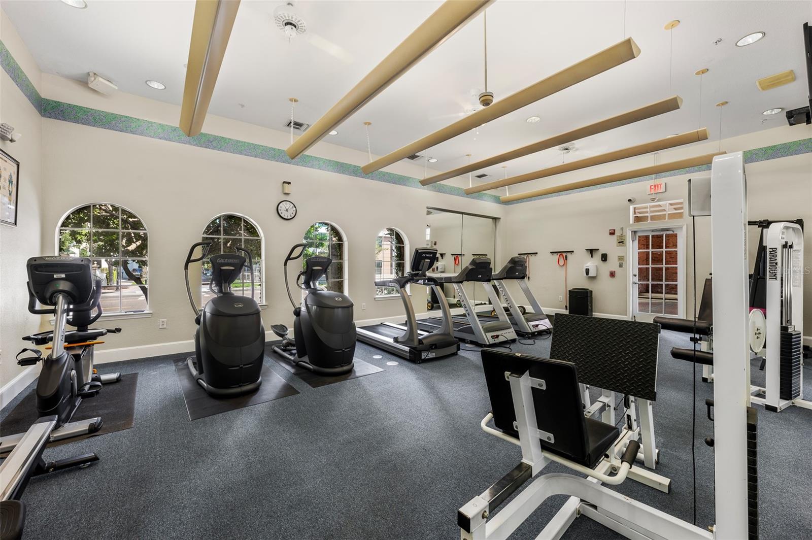 501 KNIGHTS RUN AVE #1215