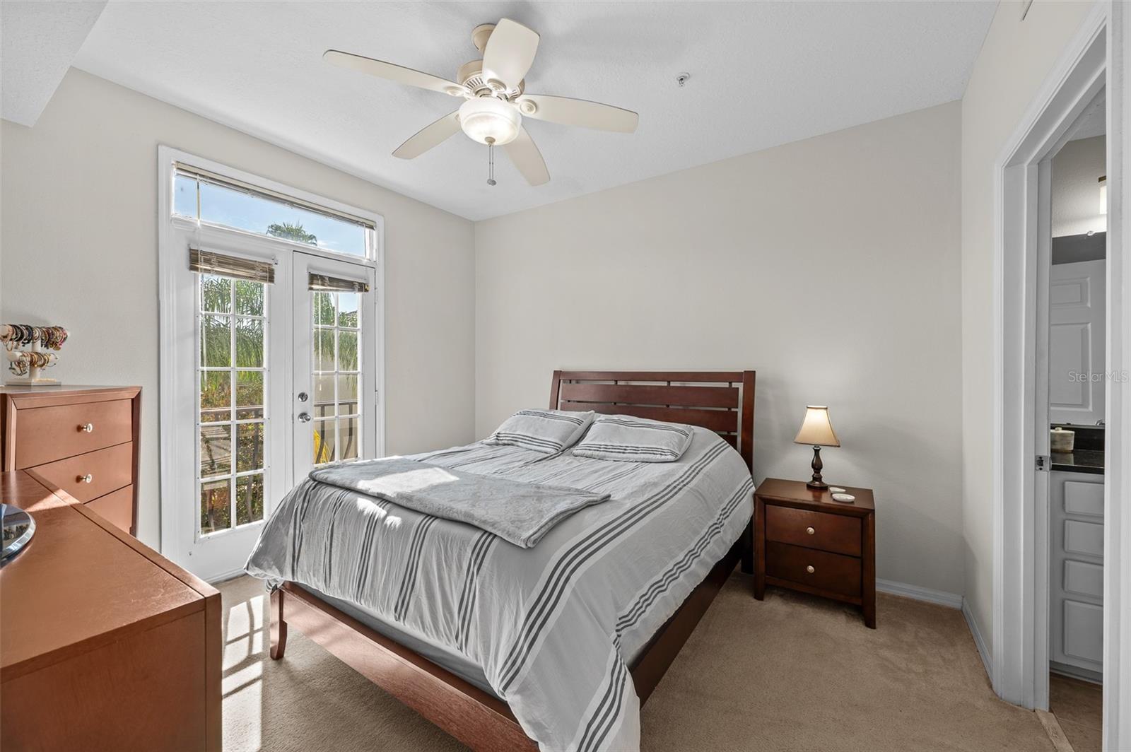 501 KNIGHTS RUN AVE #1215