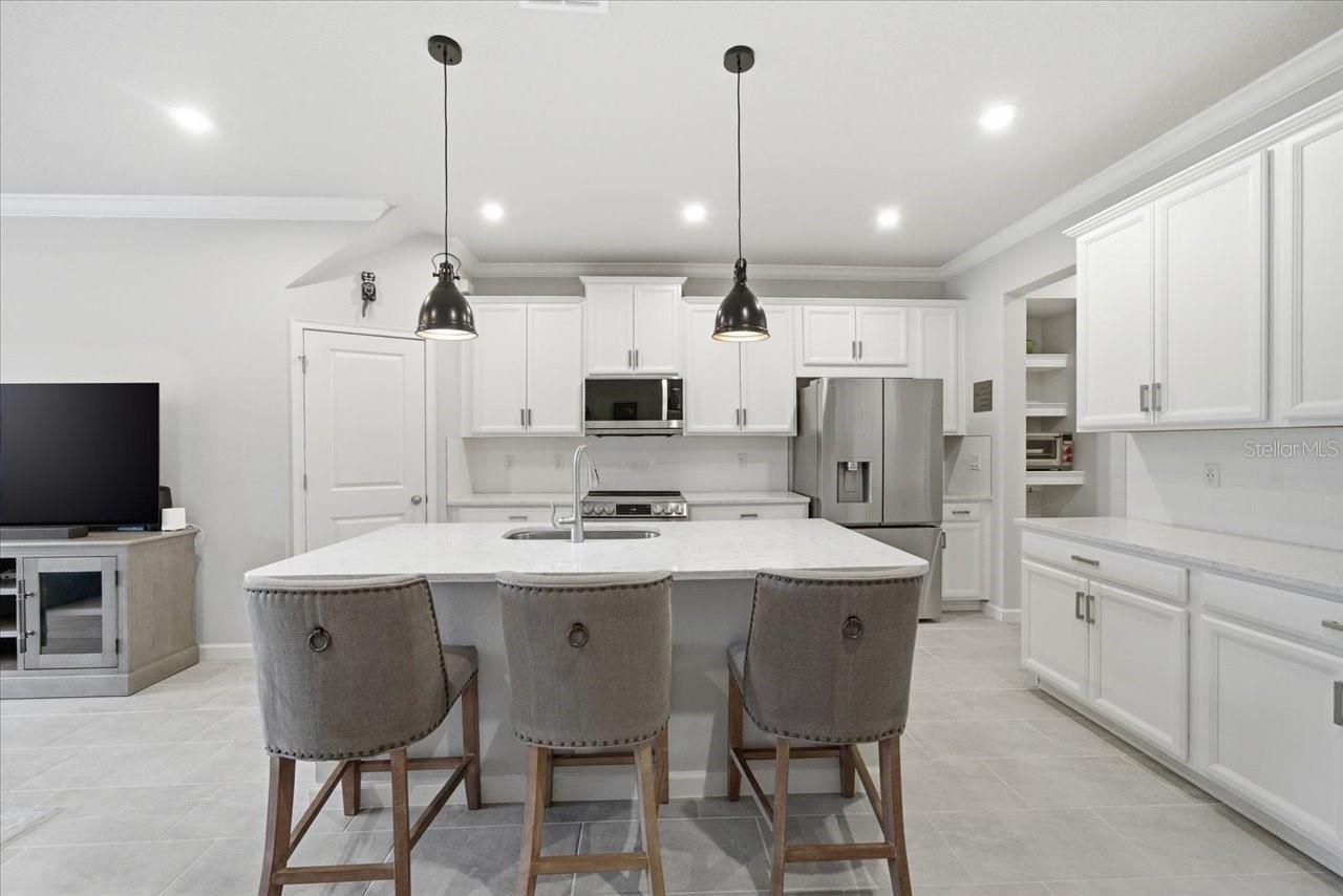 8327 WILDFLOWER GLEN AVE