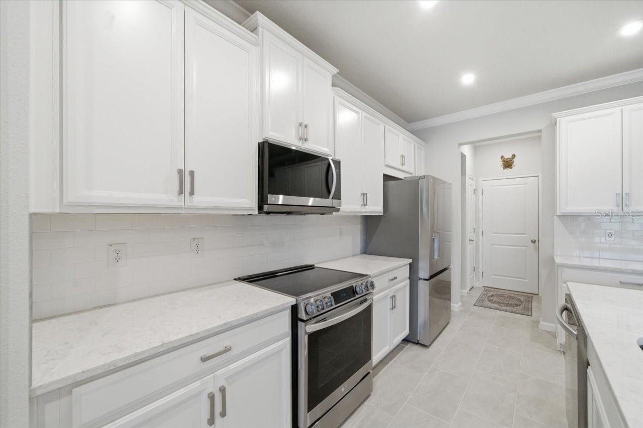 8327 WILDFLOWER GLEN AVE