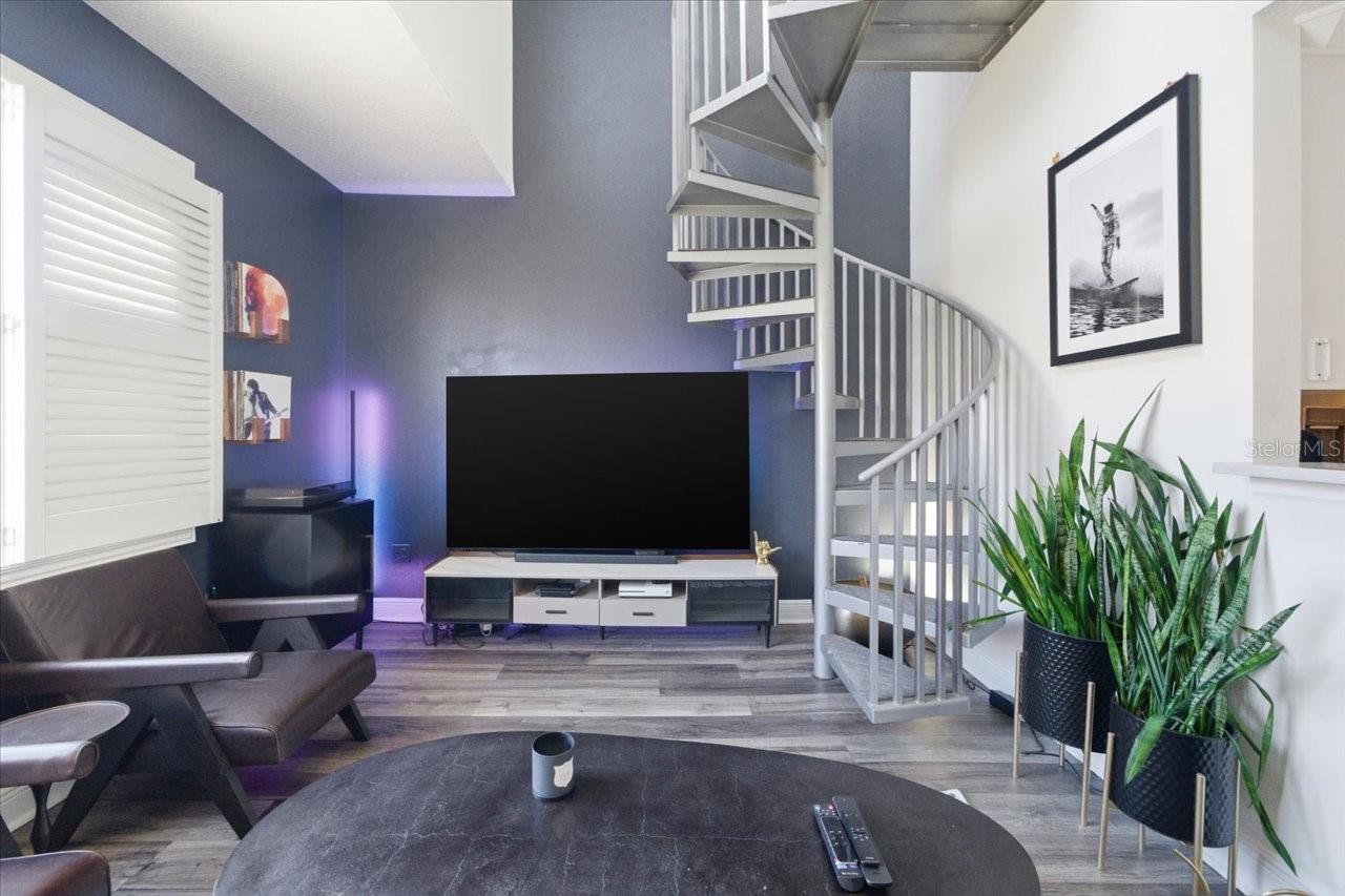 501 KNIGHTS RUN AVE #1320