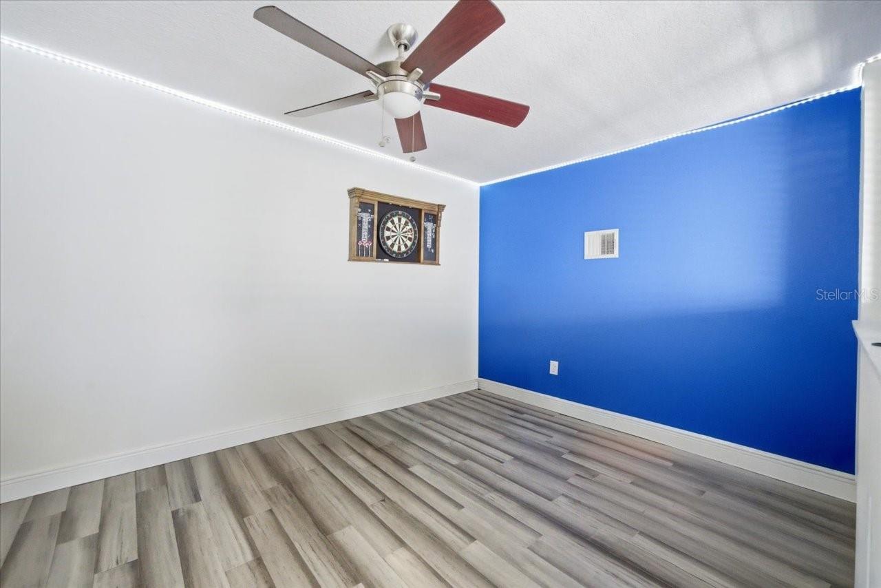 501 KNIGHTS RUN AVE #1320