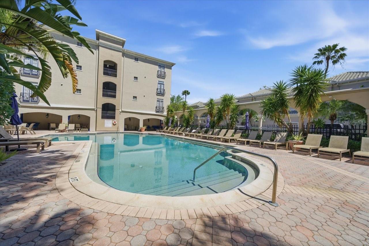 501 KNIGHTS RUN AVE #1320