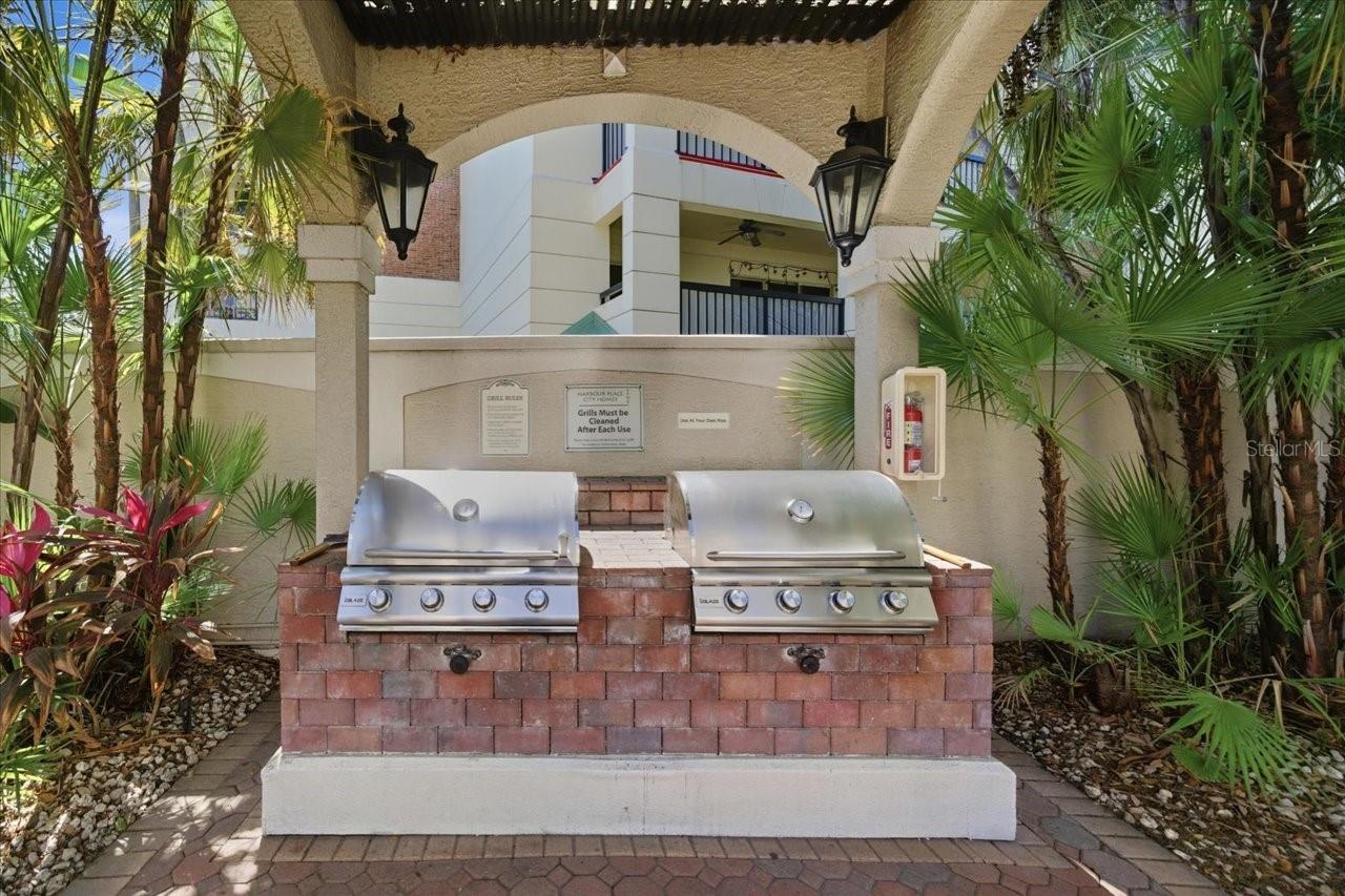 501 KNIGHTS RUN AVE #1320