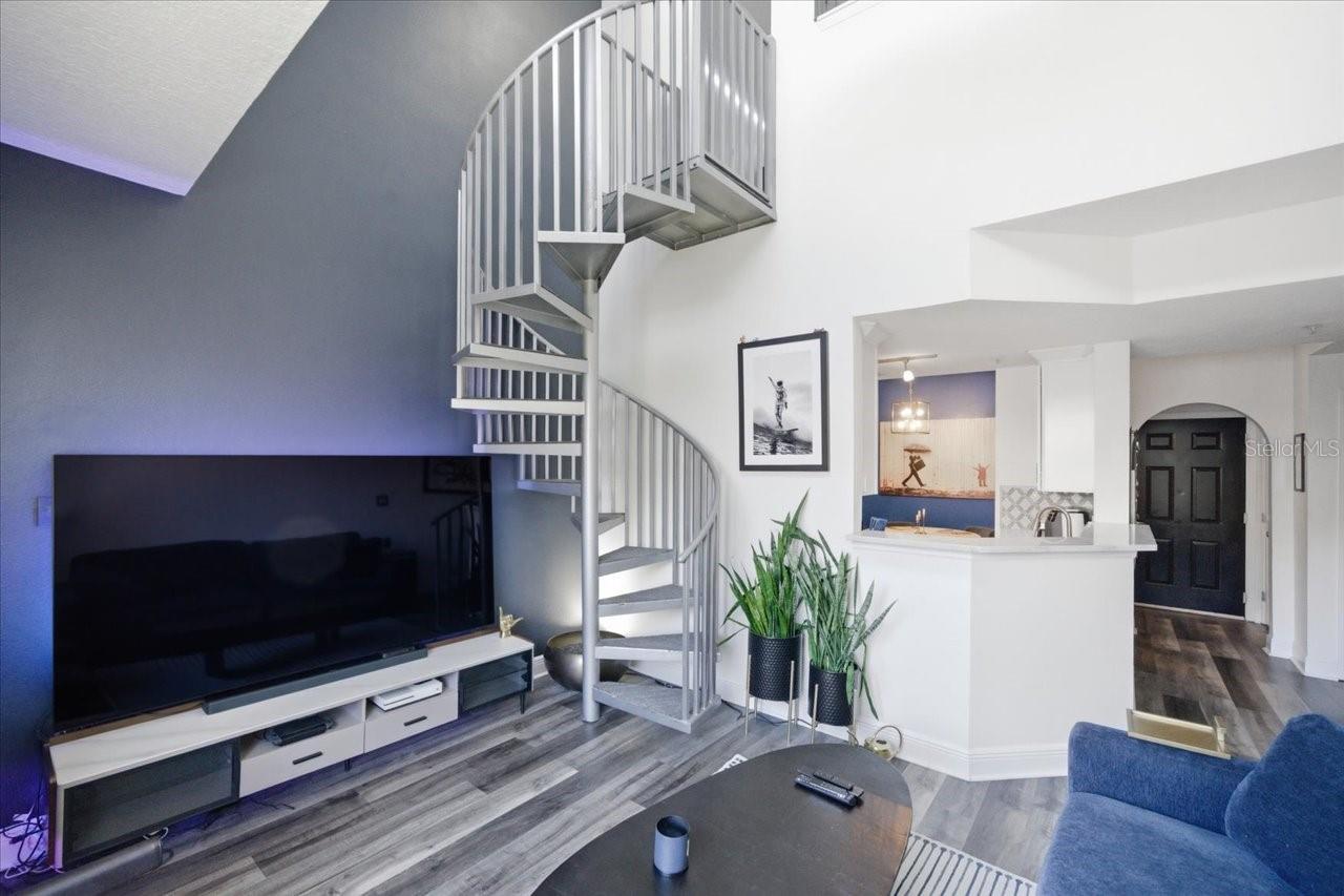 501 KNIGHTS RUN AVE #1320