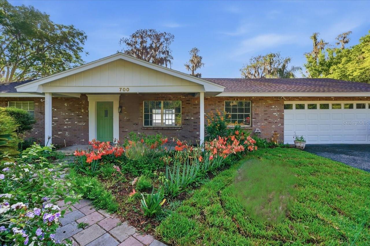 700 DRUID WAY