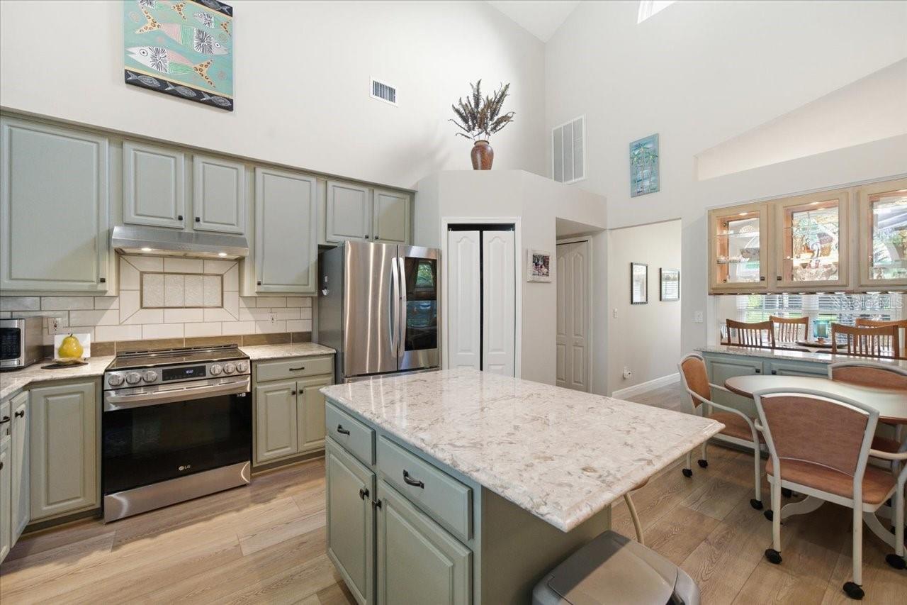 15212 ARBOR HOLLOW DR