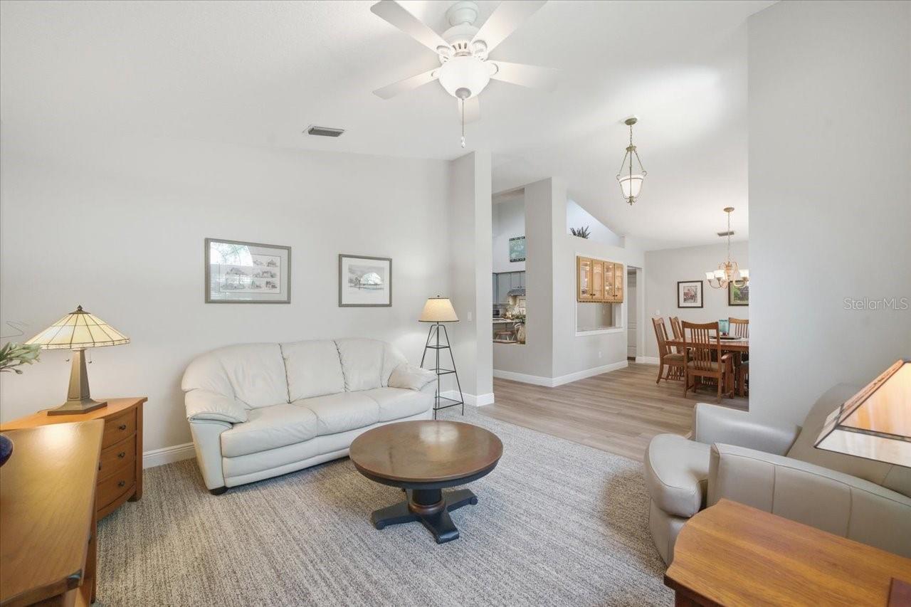 15212 ARBOR HOLLOW DR