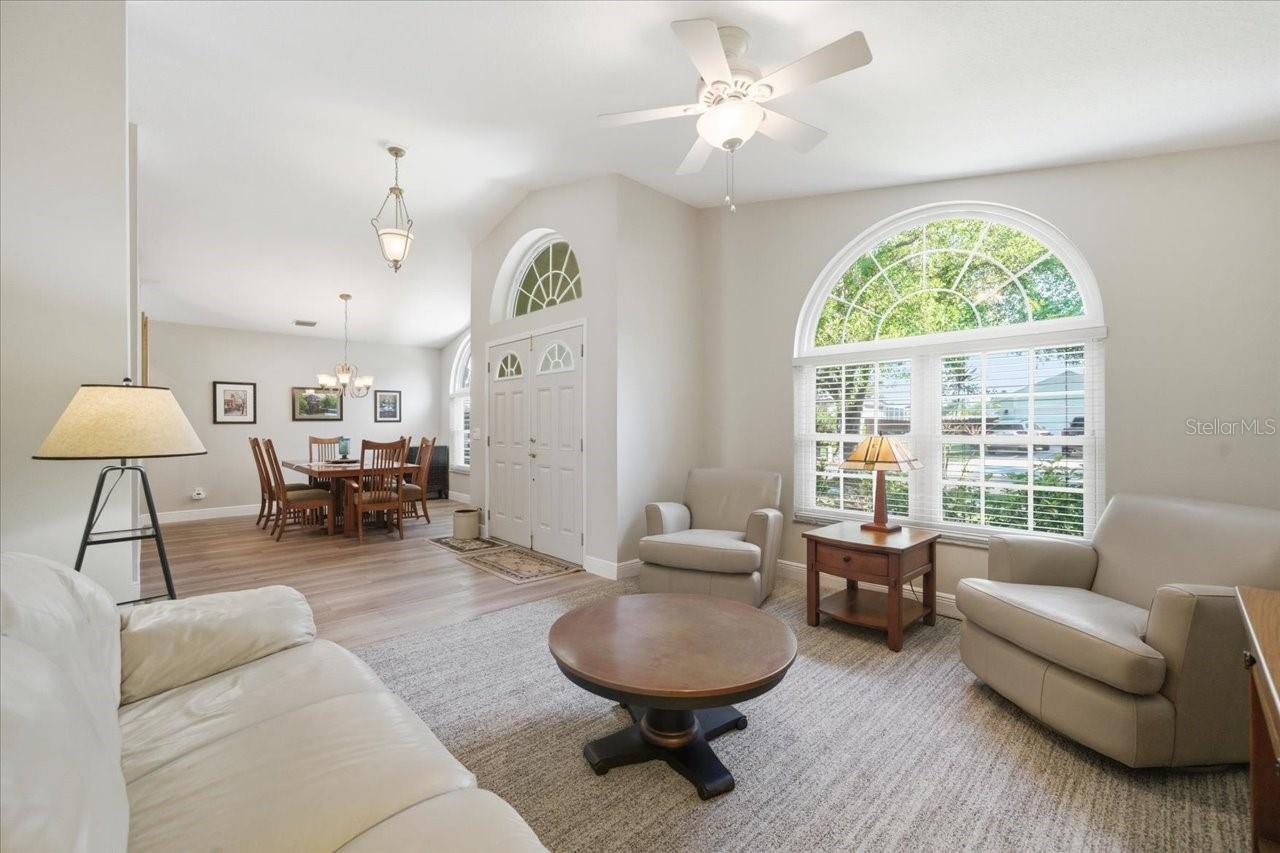 15212 ARBOR HOLLOW DR