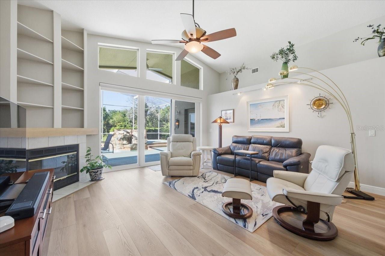 15212 ARBOR HOLLOW DR